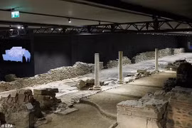 Tìm thấy nhiều cổ vật khi xây ga tàu điện ngầm ở Hy Lạp