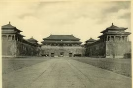 Tận mục Tử Cấm Thành hơn 100 năm trước, choáng với độ hoành tráng