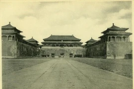 Tận mục Tử Cấm Thành hơn 100 năm trước, choáng với độ hoành tráng