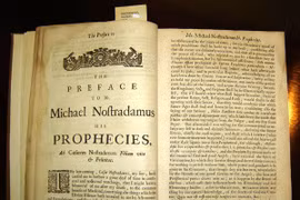 Nhà tiên tri Nostradamus nổi tiếng thế giới với nhiều dự đoán chính xác