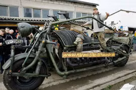 Video: Phấn khích những mẫu môtô chế tạo bất thường nhất hành tinh