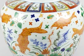 3 bình cổ tưởng đồ giả nhưng là báu vật cực hiếm, giá khủng