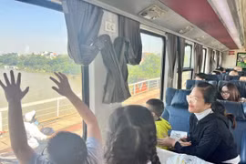 Chuyến tàu đặc biệt tại lễ hội Thiết kế Sáng tạo Hà Nội 2023