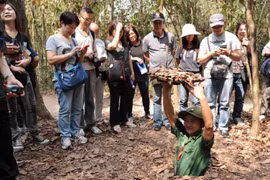 Địa đạo Củ Chi bí ẩn thế nào?