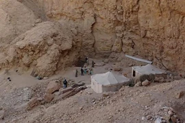 Phát hiện lăng mộ nghi công chúa Ai Cập, lộ bí mật bất ngờ 