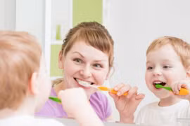 Chuyên gia mách cách chọn kem đánh răng chuẩn cho trẻ