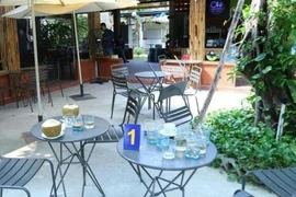 Xác định nguyên nhân vụ nổ súng trong quán cà phê ở Bình Dương