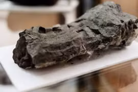 Kết quả bất ngờ khi dùng AI đọc chữ trên giấy cói 2.000 tuổi