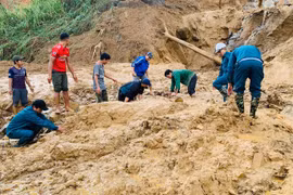 Người Quảng Nam khóc hết nước mắt vì thảm họa sạt lở núi