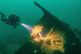 Mua xác tàu đắm hơn 100 tuổi chỉ hy vọng tìm được chiếc chuông