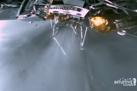 Cận cảnh tàu đổ bộ tư nhân Mỹ hạ cánh thành công xuống Mặt Trăng