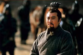 Vì sao thi hài hoàng đế Lưu Bị cả tháng không phân hủy?