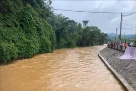 Tìm thấy thi thể thiếu niên bị nước lũ cuốn tại Lào Cai