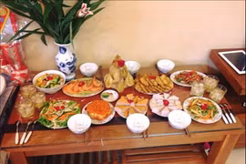 Văn khấn mùng 1 Tết Nguyên đán giúp gia chủ rinh tài lộc vào nhà