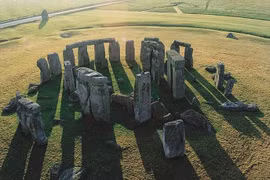 Chán động lời giải bí mật bãi đá cổ Stonehenge: Sự thật bất ngờ!