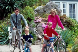  Chân dung các bà vợ hoàng gia khiến thế giới “điên đảo” 