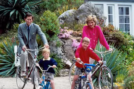  Chân dung các bà vợ hoàng gia khiến thế giới “điên đảo” 