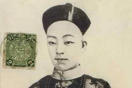 Vì sao dân chúng nô nức tiệc tùng sau khi vua Quang Tự chết? 