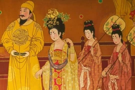 Vì sao cung nữ rất sợ phải hầu hạ hoàng đế vào ban đêm?