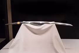 Kinh ngạc quy trình tạo ra những thanh bảo kiếm huyền thoại 