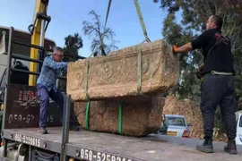 Khám phá 2 cỗ quan tài đá gần 2.000 tuổi ở Israel