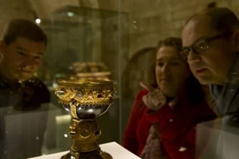 Huyền bí Chén Thánh được đồn mang sức mạnh cho người sở hữu