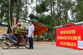 Chốt chặn 24/24h ở vùng dịch Covid-19 tại Vĩnh Phúc