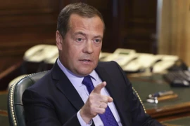 Ông Medvedev: Phương Tây “chơi cờ với Tử thần” nếu đòi chia kho hạt nhân Nga