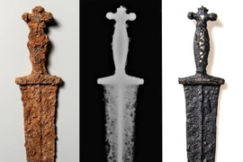 Phát hiện loạt vũ khí cổ, chuyên gia sửng sốt khi biết sự thật 