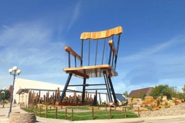 Bí mật ít biết ở thị trấn xác lập nhiều kỷ lục nhất thế giới