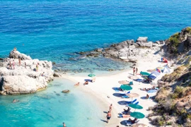 Vì sao đất nước Hy Lạp lại hút khách?