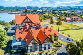 Hút hồn vẻ đẹp siêu thực ở nơi hôi hám nhất Trái Đất