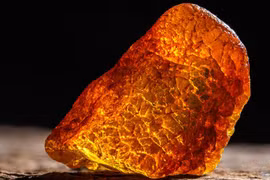 Vì sao hổ phách là đá quý 'quyền lực' của nền văn minh Mycenaean?