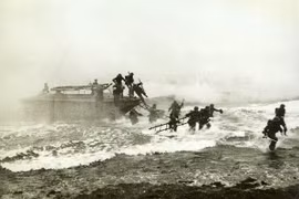 Bộ ảnh chấn động giờ mới tiết lộ về Chiến tranh thế giới 2 