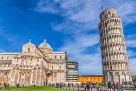 Lý do thú vị khiến tháp nghiêng Pisa không thẳng đứng