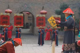 Thánh chỉ của hoàng đế không ai dám làm giả chỉ vì một chữ nào?