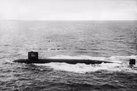 Tìm hiểu nguyên nhân tàu ngầm Mỹ nổ tung dưới đáy biển 