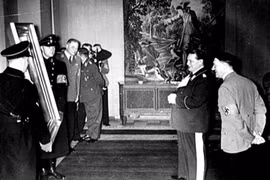 Đức quốc xã lấy sạch tài sản của tù nhân Do Thái thế nào?