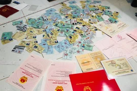 Khởi tố nguyên Chủ tịch UBND phường “tiếp tay” làm giả 50 thửa đất