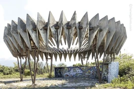 Những nhà chờ xe bus độc lạ thời Liên Xô 