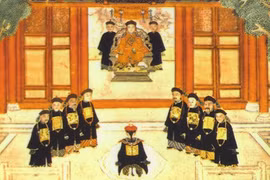 Hoàng đế Trung Quốc chết thảm vì uống rượu 'lạ'