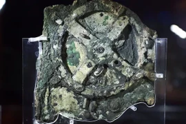 Cỗ máy tính đi trước thời đại hóa ra chỉ là món đồ chơi?