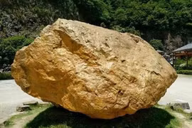 Kỳ lạ kho báu nghìn tỷ ngoài trời, trộm không dám bén mảng