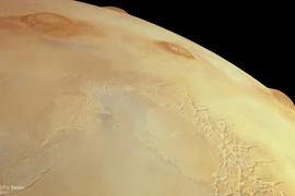 Giật mình thấy thứ lạ lùng trên Sao Hỏa khiến chuyên gia bối rối 