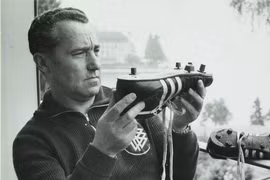 Câu chuyện thú vị về những người sáng lập thương hiệu nổi tiếng