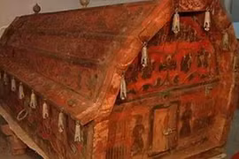 Mở mộ cổ Trung Quốc, tái mặt thấy “mỹ nhân” làm chuyện lạ lùng 