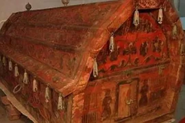 Mở mộ cổ Trung Quốc, tái mặt thấy “mỹ nhân” làm chuyện lạ lùng 