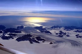 Chuyên gia lý giải vì sao sông băng Steenstrup tan chảy quá nhanh?