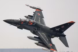 Khả năng mô phỏng cực độc của máy bay Yak-130 Không quân Việt Nam sắp sở hữu