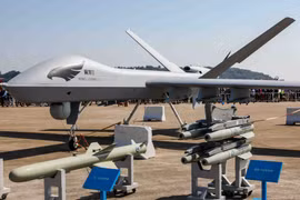 UAV nào của Trung Quốc bị "giẵm đạp" ở Nga, "rụng như sung" ở Trung Đông?